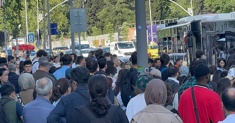 İBB ve Özel Halk Otobüsü Şoförleri anlaştı