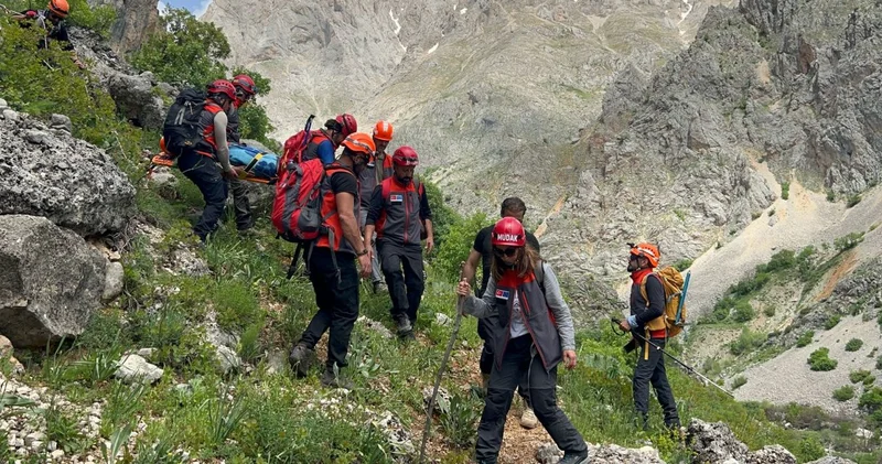 Doğa yürüyüşü kazayla bitti, ekipler seferber oldu