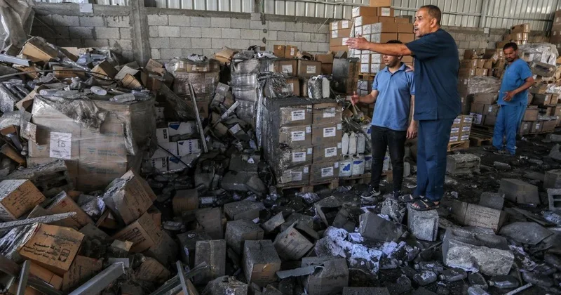 İsrail ordusu, Gazze deki Avde Hastanesi nin ilaç deposunu hedef aldı