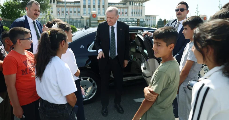 Cumhurbaşkanı Erdoğan Adıyaman dan gelen çocuklarla görüştü