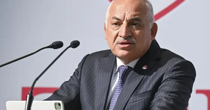 Telefona gelen mesajı görünce korkuya kapıldı! Mehmet Büyükekşi ye korkunç tehdit! Ya Alanur ya Elif, seç birini