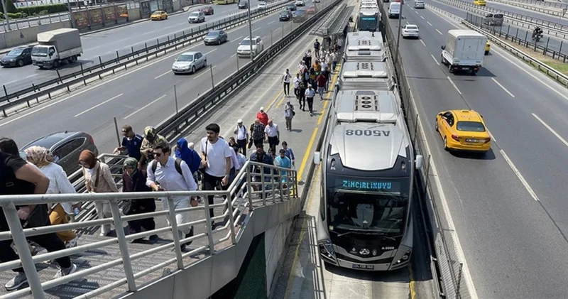 22 Mayıs Perşembe bugün metro ve metrobüsler çalışıyor mu, seferler devam ediyor mu, metro ve metrobüsler açık mı, hizmet veriyor mu?