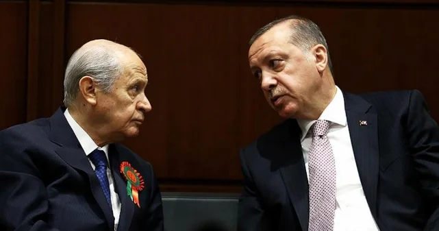 CHP, Cumhurbaşkanı na TSK’dan ayırma yetkisi verilmesini eleştirdi, MHP teklifin geri çekilmesini destekledi