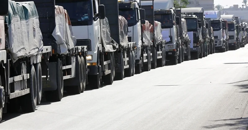 81 günlük ablukanın ardından ilk yardım tırları Gazze’ye girdi