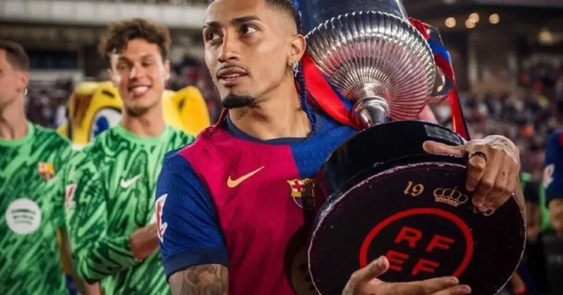 Barcelona, Raphinha ile 2028 e dek devam dedi