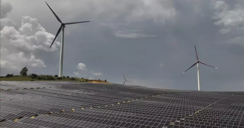 Rüzgar ve güneş enerjisinin kurulu güçteki payı yüzde 30 u aştı
