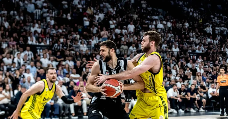 Nefes kesen seride 4 üncü maç! Beşiktaş, Fenerbahçe ye bileniyor