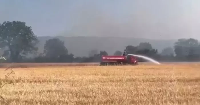 Anız yangını güçlükle söndürüldü