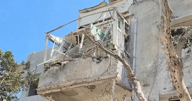 İran dan İsrail’e füze yağmuru: Hayfa doğrudan hedef alındı VİDEO İZLE