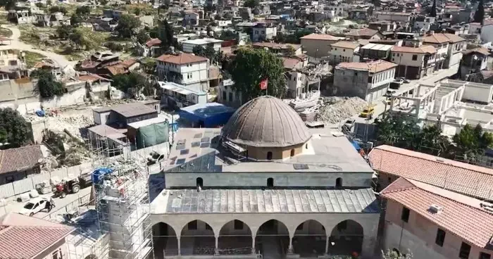 Depremin yıktığı Habib i Necaar Camii’nde ihya çalışmaları hızla sürüyor
