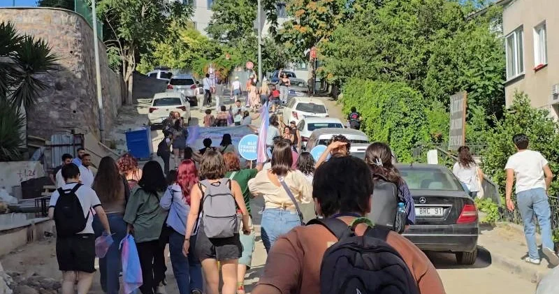 11. Trans Onur Yürüyüşü’ne polis müdahale etti; en az 60 kişi gözaltında: Bu topraklarda gerçek bir barış olacaksa, translar olmadan olmaz