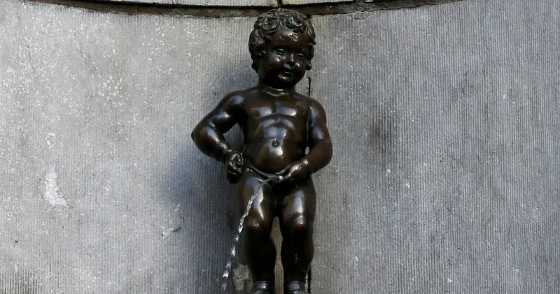 Galatasaray ın 5 yıldızlı forması Manneken Pis heykeline giydirilecek Galatasaray Haberleri
