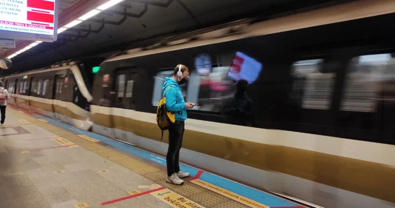 Taksim ve 3 metro istasyonu kapatıldı Son dakika haberleri