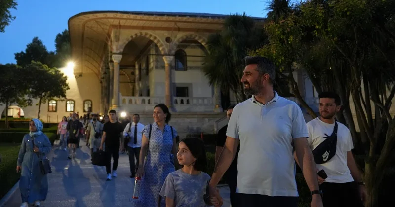 Topkapı Sarayı nda gece turları yaz boyunca devam edecek