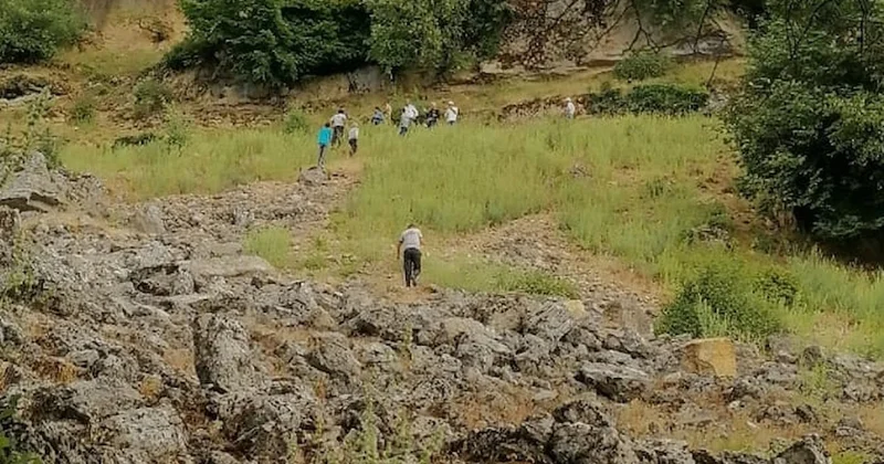 Ot toplamak için gitmişti... Kayalıklardan düşen kadın öldü Sözcü Gazetesi