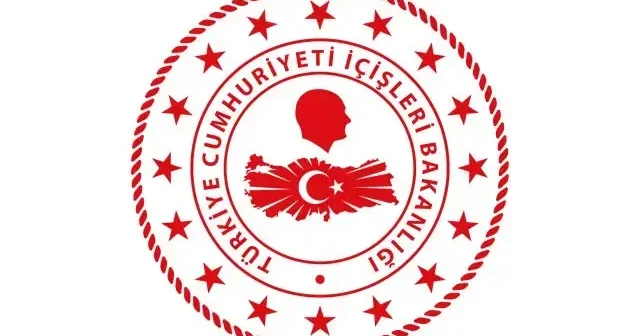 İçişleri Bakanlığı: Denizli de tartıştığı tesettürlü kadına kıyafeti üzerinden hakaret eden şüpheli S. E. adlı şahıs gözaltına alınmıştır