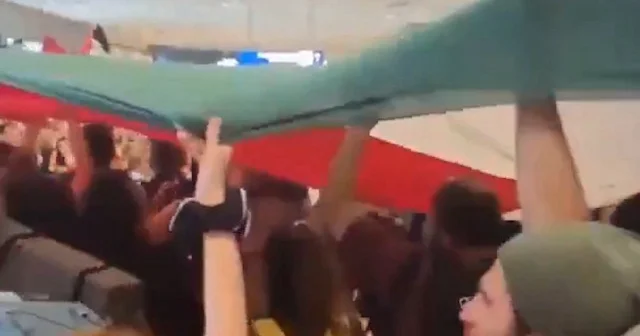 Yunanistan halkı ülkelerine kaçan İsraillileri Filistin bayrağıyla karşıladı VİDEO İZLE