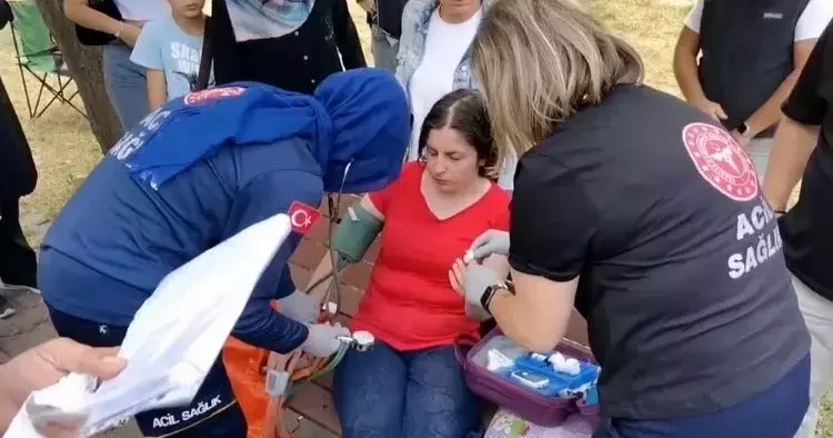 Bir dakikayla sınavı kaçırdı, sinir krizi geçirdi! Genç kadın hastanelik oldu