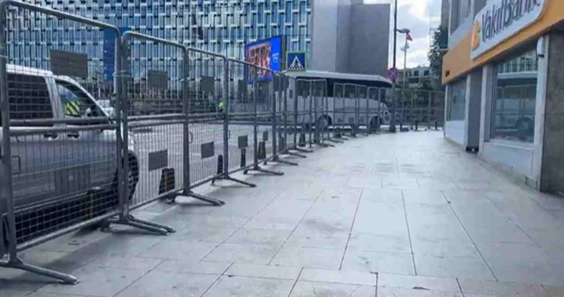 Taksim de onur yürüyüşüne polis ablukası