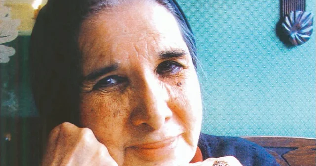 Ayşe Şasa ile kendi kimliklerimize ayna tuttuk Yeni Şafak Pazar Eki Haberleri