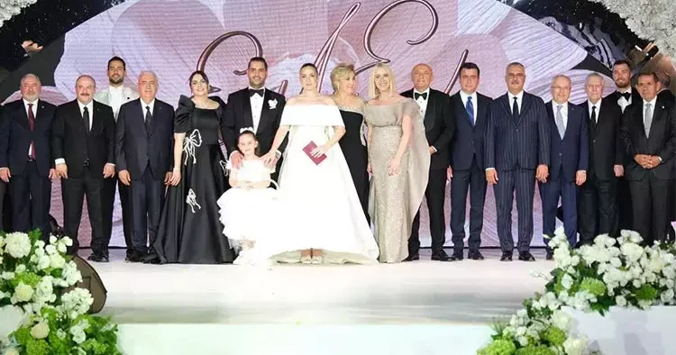 Sinan Engin’in kızı Elif Engin, Ahmet Ahlatcı’nın oğlu Ahmet Emin Ahlatcı ile evlendi