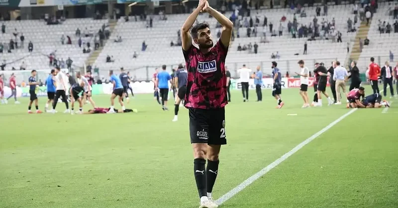 Alanyaspor, Fatih Aksoy ile 2 yıllık sözleşme imzaladı Fanatik Gazetesi Futbol Haberleri Spor