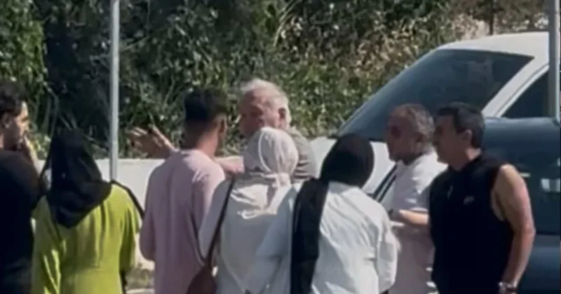İlber Ortaylı kaza geçirdi: Birbirine giren şoförleri güçlükle ayırdı Sözcü Gazetesi