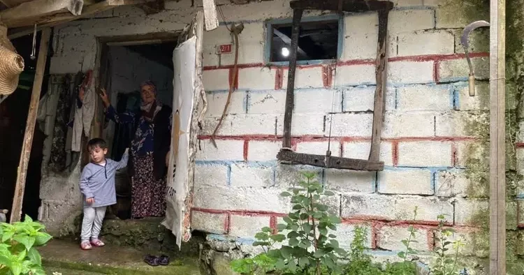Bir kent diken üstünde! Köylüler durumu fark etti... Üzerinde pençe izleri vardı