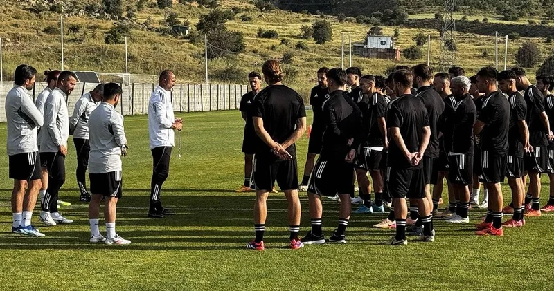 Fenerbahçe nin eski golcüsü 3. Lig takımının başına geçti