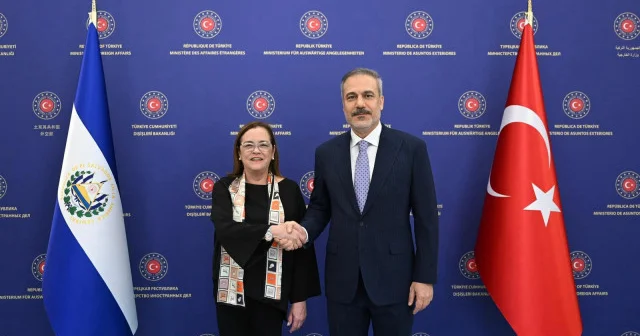Dışişleri Bakanı Hakan Fidan El Salvadorlu mevkidaşıyla ortak basın toplantısı düzenliyor Gündem Haberleri