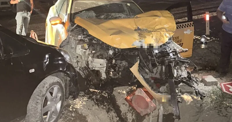 Çaycuma da ticari taksi tıra arkadan çarptı: 1 yaralı