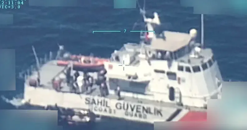 MSB: Düzensiz göçmenleri, Türk Sahil Güvenlik ekipleri kurtardı