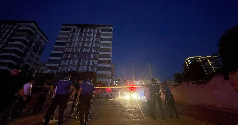 Şanlıurfa da apartmanın 11. katında yangın paniği