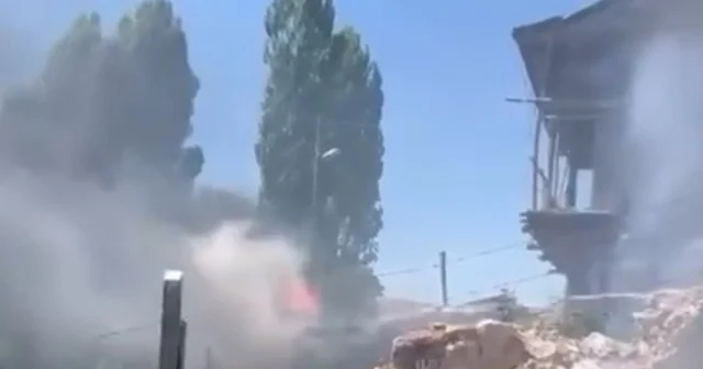 Anız yangınında alevler eve sıçradı Sivas Haberleri