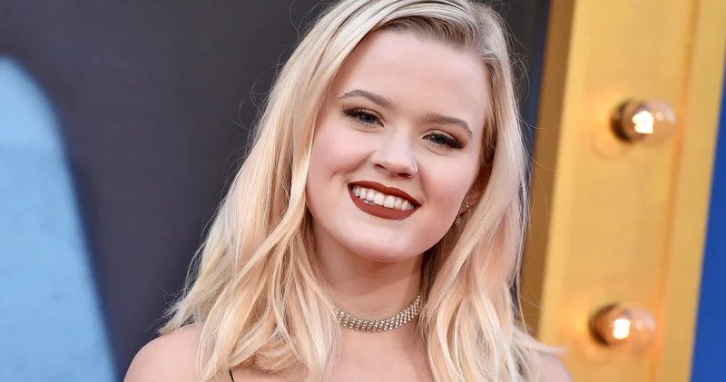 Reese Witherspoon un kızı Ava Phillippe ilk başrolünü kaptı magazin haberleri