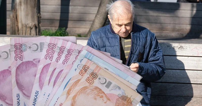 Emekliye bankalardan yeni müjde! Ücretsiz olacak