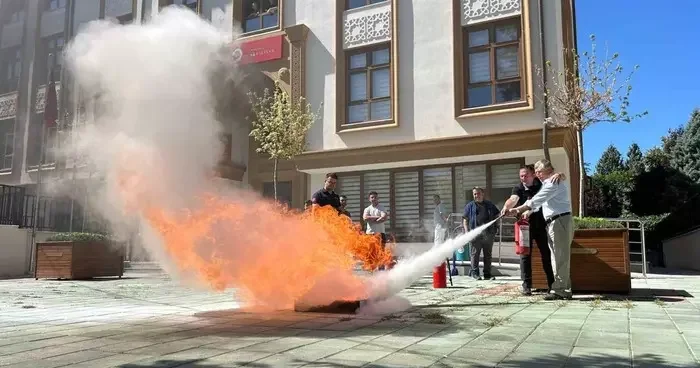 İl Müftülüğü’nde afet ve yangın farkındalık eğitimi