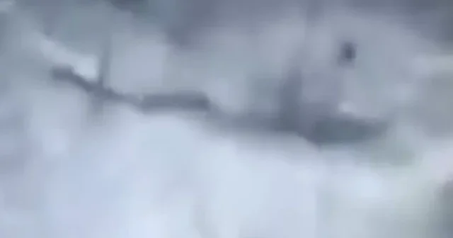 Kolombiya da uyuşturucu kartelleri helikopter düşürdü: 12 polis hayatını kaybetti VİDEO İZLE