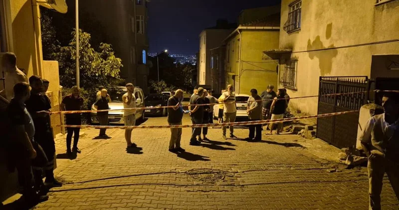 Büyükçekmece de panik anlar! Duvarlarından sesler gelen iki bina boşaltıldı