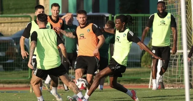 Kocaelispor da Fenerbahçe maçı öncesi iki eksik Futbol Haberleri