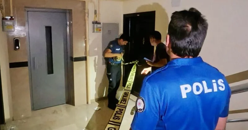 Aksaray da tamirdeki asansör zemine çakıldı: 2 işçi yaralandı Son dakika haberleri