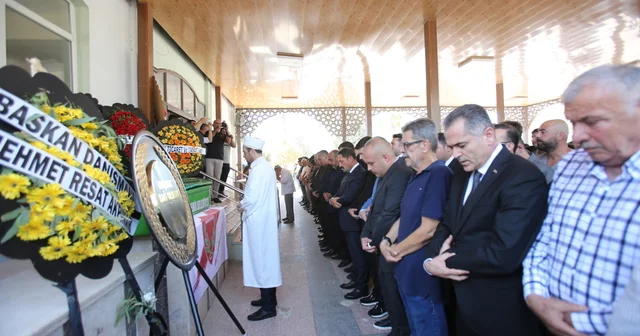 Hatayspor un eski başkanı Mehmet Şaşmaz, son yolculuğuna uğurlandı Hatay Haberleri