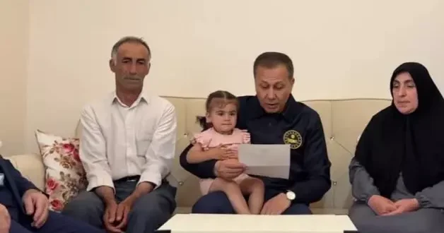 Bakan Yerlikaya dan şehit ailesine ziyaret