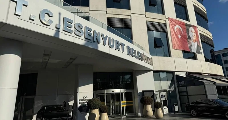 Sosyal medyada gündem olmuştu: Esenyurt Belediyesinden kepçeyle köpek toplama iddiasına ilişkin açıklama