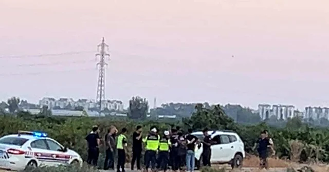 Pompalı tüfekle husumetlisinin serasını bastı; 2 ölü (2) Antalya Haberleri
