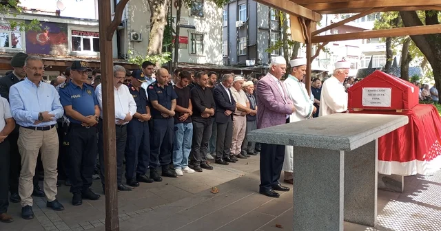 Samsun da vefat eden Kıbrıs gazisi Necmi Çiçek, toprağa verildi Samsun Haberleri