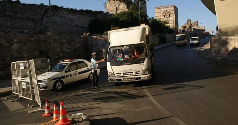 SON DAKİKA HABERİ: İstanbul da 24 Ağustos ve 30 Ağustos ta kapanacak yollar Son dakika haberleri