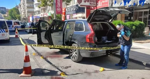 Ankara haberleri Ankara da dehşet! Patronunu silahla vurup, kulağını ısırarak kopardı 22 Eylül 2025
