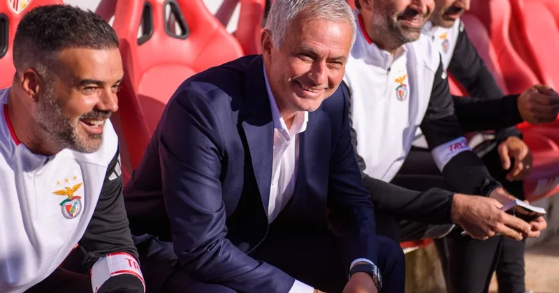 Mourinho dan Fenerbahçe deki olağanüstü genel kurulla ilgili açıklama Sözcü Gazetesi