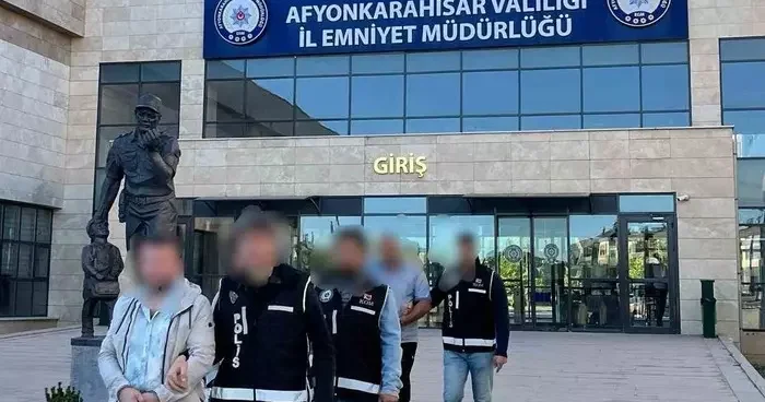 Tefeci operasyonunda 3 kişi tutuklandı